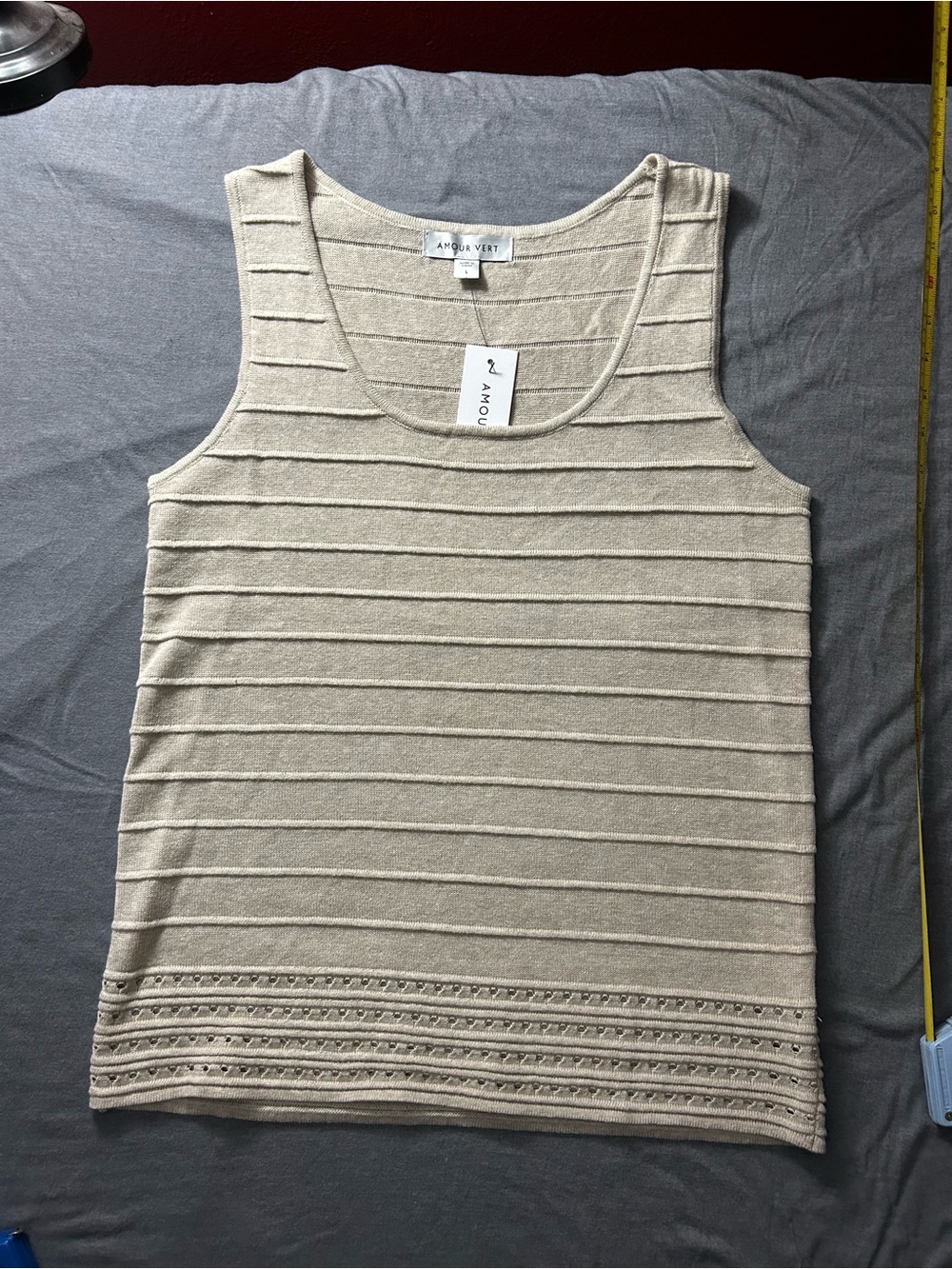 Amour Vert Cream Knit Sleeveless Scoop Tank